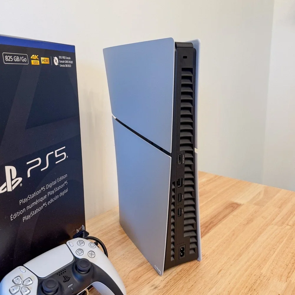 Sony PS5 Slim Digital Edition Console 825GB in Box & White Controller | Tested